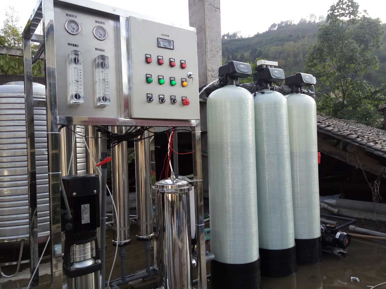 千亿体育(中国)科技有限公司啤酒饮料生产用纯净水设备